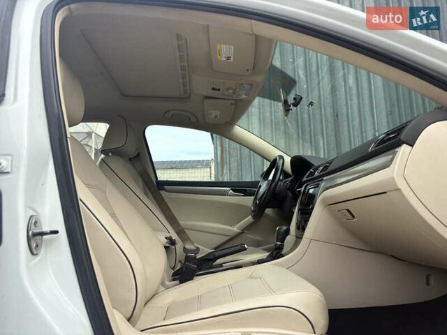 Белый Фольксваген Пассат, объемом двигателя 0 л и пробегом 247 тыс. км за 8300 $, фото 9 на Automoto.ua