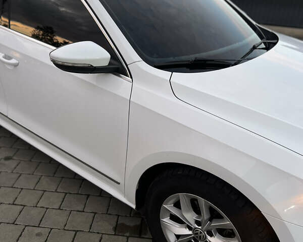 Белый Фольксваген Пассат, объемом двигателя 1.8 л и пробегом 137 тыс. км за 11900 $, фото 42 на Automoto.ua