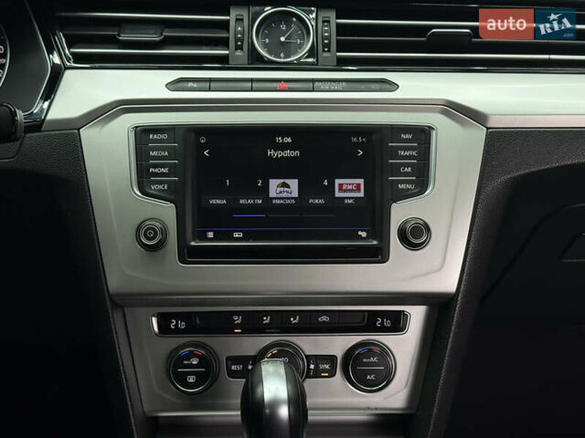 Белый Фольксваген Пассат, объемом двигателя 2 л и пробегом 230 тыс. км за 14900 $, фото 29 на Automoto.ua