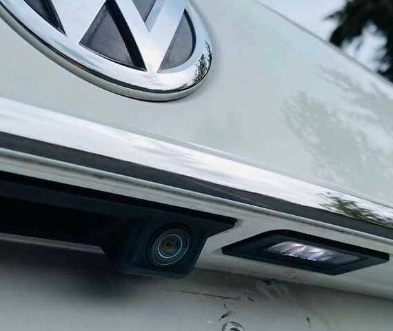 Білий Фольксваген Пассат, об'ємом двигуна 1.8 л та пробігом 90 тис. км за 8000 $, фото 10 на Automoto.ua