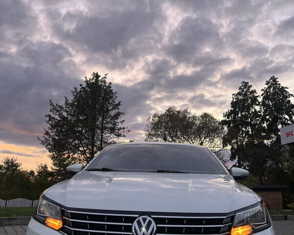 Белый Фольксваген Пассат, объемом двигателя 1.8 л и пробегом 137 тыс. км за 11900 $, фото 38 на Automoto.ua