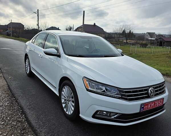 Белый Фольксваген Пассат, объемом двигателя 1.8 л и пробегом 146 тыс. км за 11300 $, фото 1 на Automoto.ua