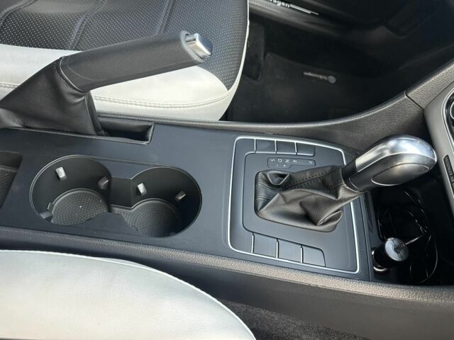 Белый Фольксваген Пассат, объемом двигателя 1.8 л и пробегом 107 тыс. км за 286 $, фото 16 на Automoto.ua