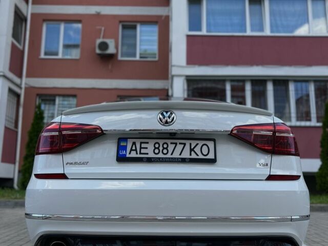 Білий Фольксваген Пассат, об'ємом двигуна 1.8 л та пробігом 146 тис. км за 14000 $, фото 3 на Automoto.ua