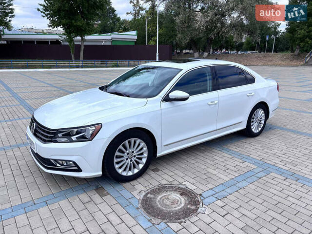 Белый Фольксваген Пассат, объемом двигателя 1.8 л и пробегом 79 тыс. км за 14900 $, фото 7 на Automoto.ua