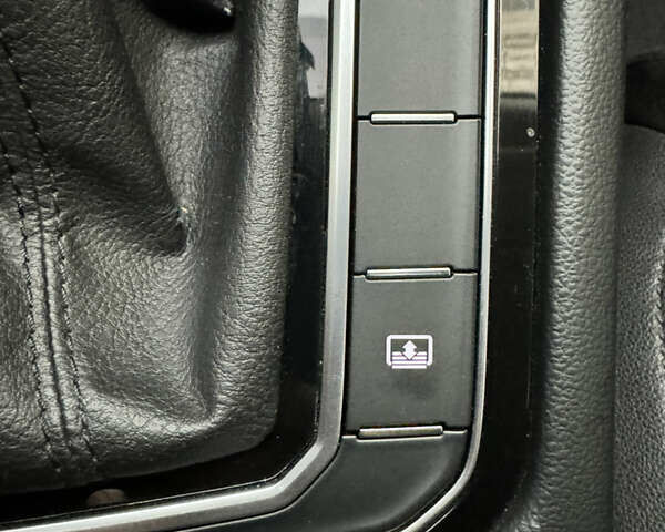 Белый Фольксваген Пассат, объемом двигателя 1.97 л и пробегом 206 тыс. км за 25000 $, фото 17 на Automoto.ua