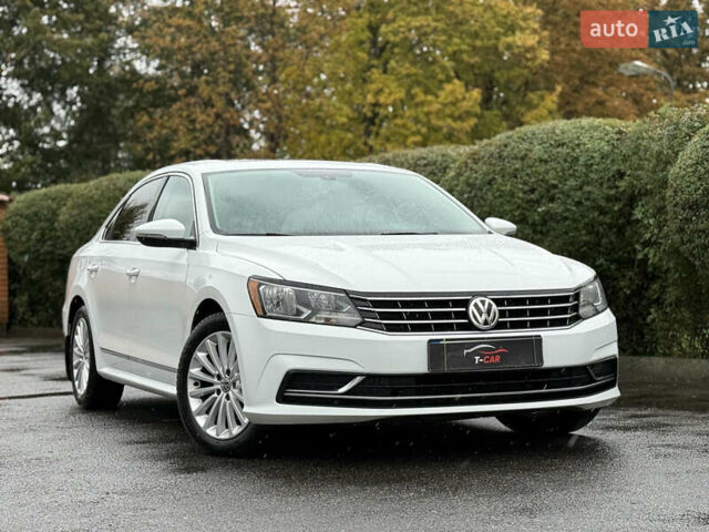 Белый Фольксваген Пассат, объемом двигателя 1.8 л и пробегом 233 тыс. км за 11900 $, фото 3 на Automoto.ua