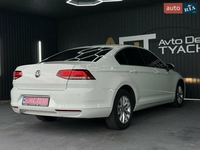 Белый Фольксваген Пассат, объемом двигателя 2 л и пробегом 230 тыс. км за 14900 $, фото 20 на Automoto.ua