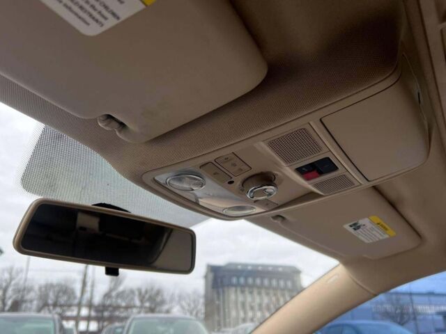 Білий Фольксваген Пассат, об'ємом двигуна 1.8 л та пробігом 119 тис. км за 14000 $, фото 14 на Automoto.ua