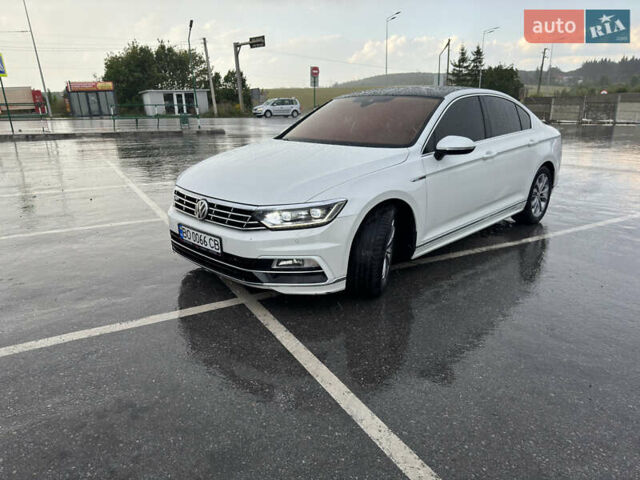 Белый Фольксваген Пассат, объемом двигателя 1.97 л и пробегом 206 тыс. км за 25000 $, фото 2 на Automoto.ua