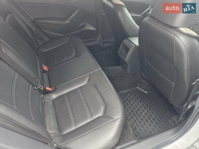 Белый Фольксваген Пассат, объемом двигателя 1.8 л и пробегом 155 тыс. км за 15000 $, фото 13 на Automoto.ua