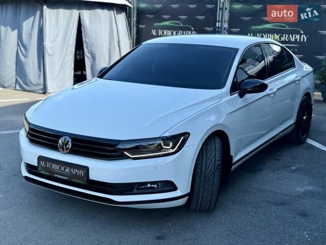 Білий Фольксваген Пассат, об'ємом двигуна 1.97 л та пробігом 174 тис. км за 21500 $, фото 22 на Automoto.ua