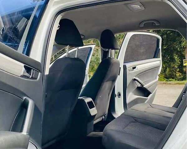 Білий Фольксваген Пассат, об'ємом двигуна 1.8 л та пробігом 90 тис. км за 10000 $, фото 7 на Automoto.ua