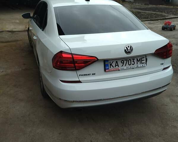 Білий Фольксваген Пассат, об'ємом двигуна 1.8 л та пробігом 165 тис. км за 13800 $, фото 1 на Automoto.ua