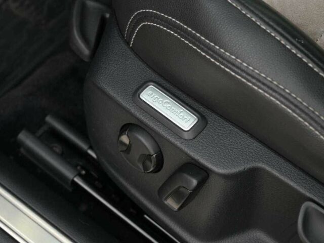 Белый Фольксваген Пассат, объемом двигателя 1.8 л и пробегом 200 тыс. км за 9800 $, фото 11 на Automoto.ua