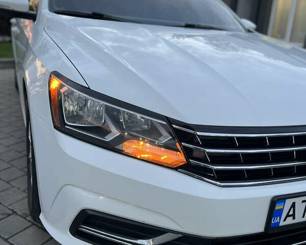 Белый Фольксваген Пассат, объемом двигателя 1.8 л и пробегом 137 тыс. км за 11900 $, фото 15 на Automoto.ua