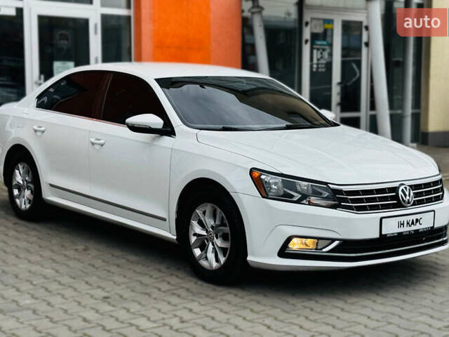 Белый Фольксваген Пассат, объемом двигателя 1.8 л и пробегом 205 тыс. км за 9100 $, фото 5 на Automoto.ua