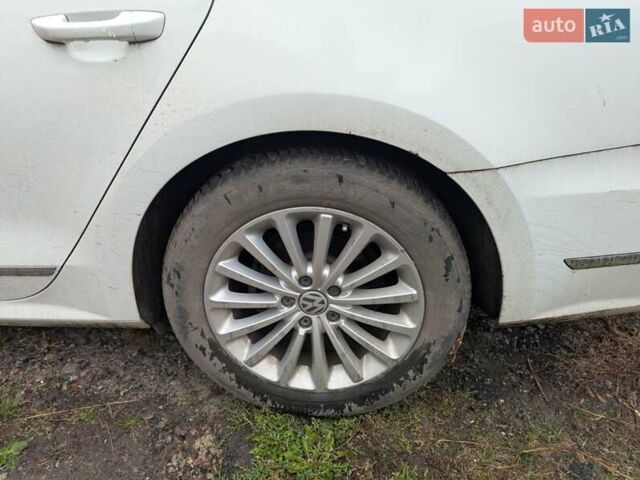 Білий Фольксваген Пассат, об'ємом двигуна 1.8 л та пробігом 101 тис. км за 13500 $, фото 31 на Automoto.ua