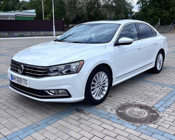 Белый Фольксваген Пассат, объемом двигателя 1.8 л и пробегом 79 тыс. км за 14900 $, фото 5 на Automoto.ua