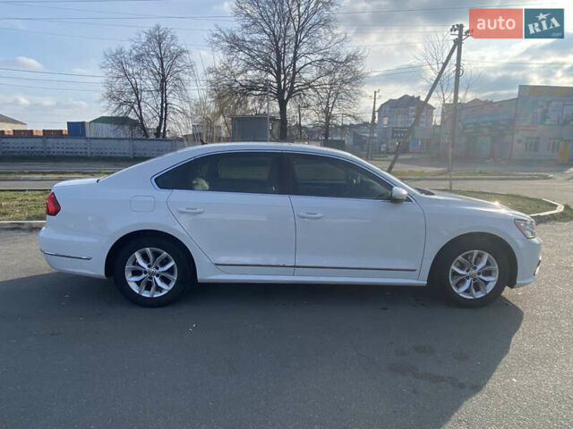 Білий Фольксваген Пассат, об'ємом двигуна 1.8 л та пробігом 240 тис. км за 10200 $, фото 2 на Automoto.ua