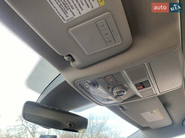 Белый Фольксваген Пассат, объемом двигателя 1.8 л и пробегом 171 тыс. км за 15100 $, фото 19 на Automoto.ua