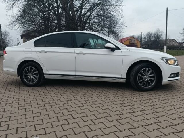 Білий Фольксваген Пассат, об'ємом двигуна 2 л та пробігом 223 тис. км за 16990 $, фото 7 на Automoto.ua