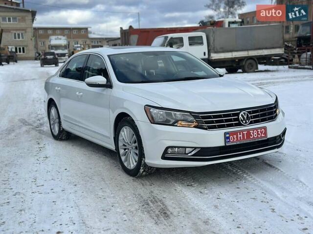 Белый Фольксваген Пассат, объемом двигателя 1.8 л и пробегом 155 тыс. км за 11900 $, фото 4 на Automoto.ua