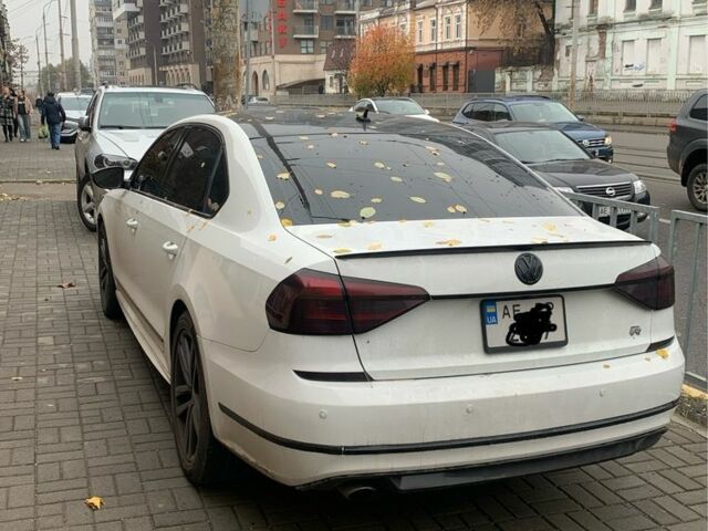 Білий Фольксваген Пассат, об'ємом двигуна 0 л та пробігом 150 тис. км за 12700 $, фото 1 на Automoto.ua