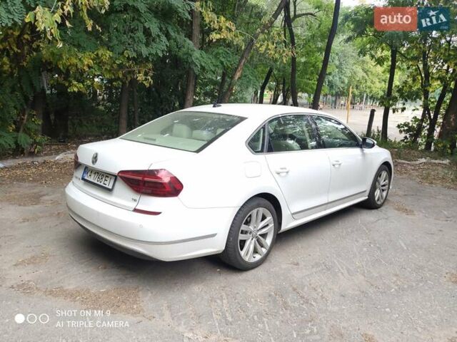 Белый Фольксваген Пассат, объемом двигателя 1.8 л и пробегом 340 тыс. км за 12700 $, фото 4 на Automoto.ua