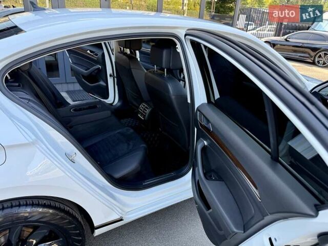 Білий Фольксваген Пассат, об'ємом двигуна 1.97 л та пробігом 174 тис. км за 21500 $, фото 41 на Automoto.ua