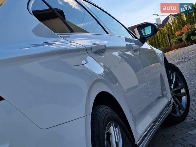 Белый Фольксваген Пассат, объемом двигателя 1.97 л и пробегом 307 тыс. км за 16999 $, фото 47 на Automoto.ua