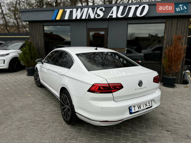 Білий Фольксваген Пассат, об'ємом двигуна 1.4 л та пробігом 248 тис. км за 14500 $, фото 21 на Automoto.ua