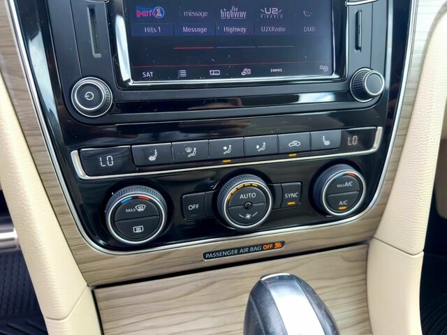 Белый Фольксваген Пассат, объемом двигателя 1.8 л и пробегом 76 тыс. км за 7500 $, фото 11 на Automoto.ua