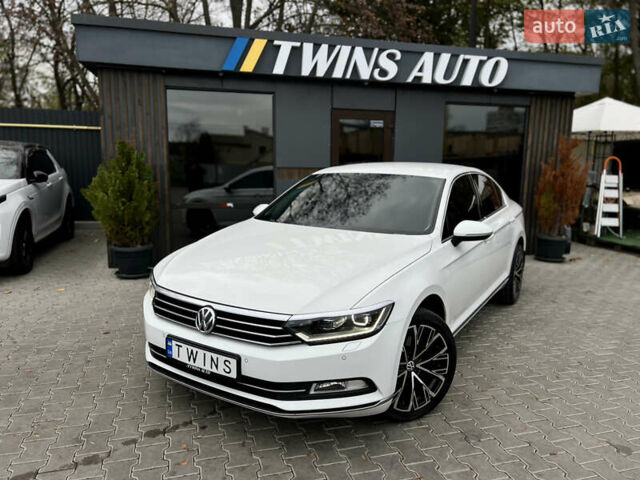 Білий Фольксваген Пассат, об'ємом двигуна 1.4 л та пробігом 248 тис. км за 14500 $, фото 10 на Automoto.ua