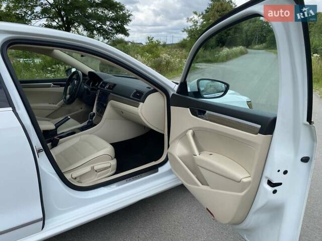 Білий Фольксваген Пассат, об'ємом двигуна 1.8 л та пробігом 118 тис. км за 15700 $, фото 10 на Automoto.ua