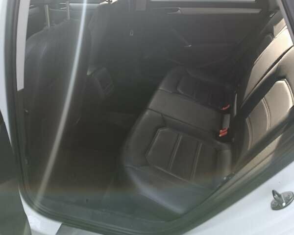 Белый Фольксваген Пассат, объемом двигателя 1.78 л и пробегом 175 тыс. км за 11800 $, фото 7 на Automoto.ua