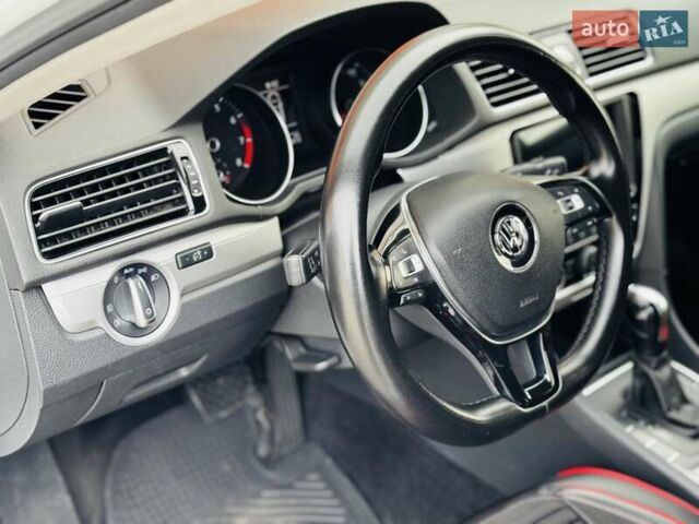 Белый Фольксваген Пассат, объемом двигателя 1.8 л и пробегом 205 тыс. км за 9100 $, фото 17 на Automoto.ua