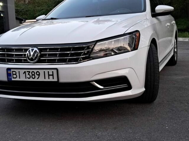 Білий Фольксваген Пассат, об'ємом двигуна 1.8 л та пробігом 300 тис. км за 10000 $, фото 3 на Automoto.ua