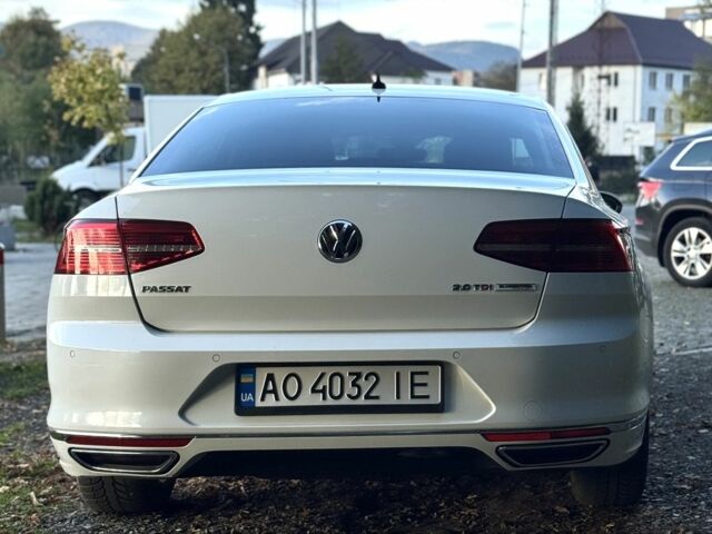 Белый Фольксваген Пассат, объемом двигателя 2 л и пробегом 241 тыс. км за 16800 $, фото 3 на Automoto.ua