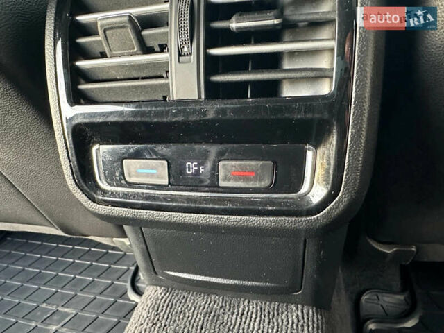 Фольксваген Пассат 2016 в Одессе на Automoto.ua Белый Фольксваген Пассат, объемом двигателя 1.4 л и пробегом 235 тыс. км за 17500 $, фото 21 на Automoto.ua