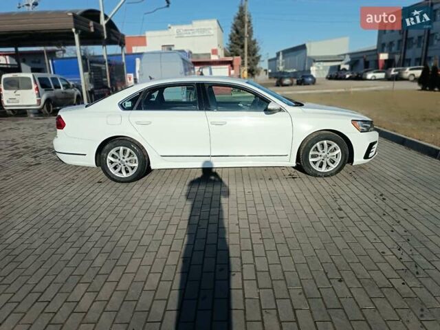 Білий Фольксваген Пассат, об'ємом двигуна 1.8 л та пробігом 234 тис. км за 10200 $, фото 3 на Automoto.ua