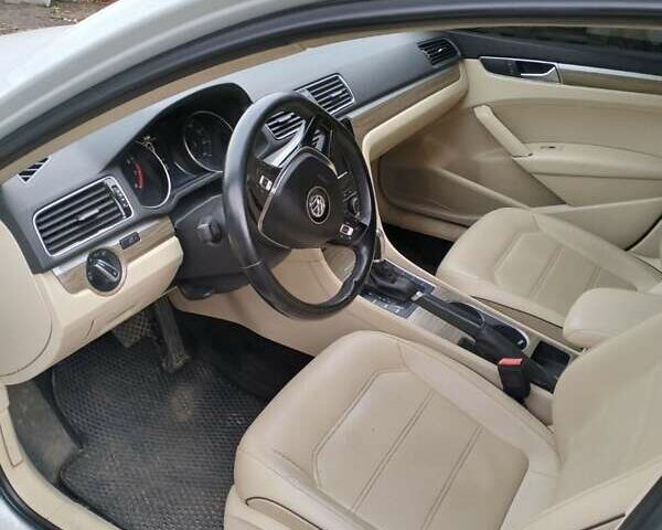 Білий Фольксваген Пассат, об'ємом двигуна 1.8 л та пробігом 101 тис. км за 13500 $, фото 4 на Automoto.ua