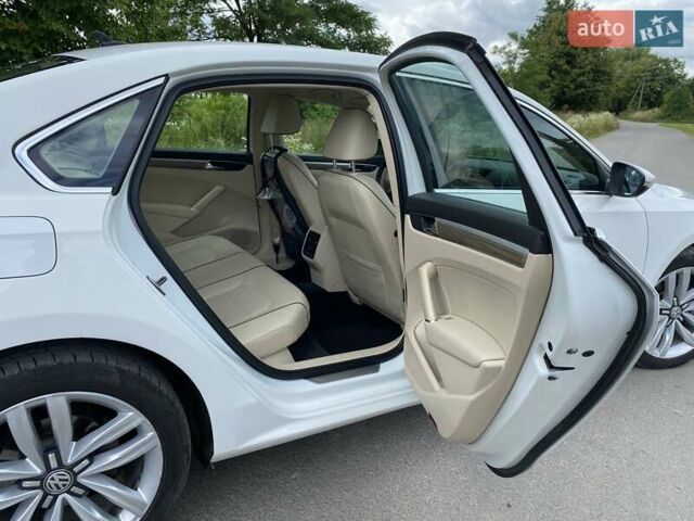 Білий Фольксваген Пассат, об'ємом двигуна 1.8 л та пробігом 118 тис. км за 15700 $, фото 9 на Automoto.ua