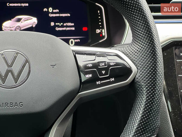 Белый Фольксваген Пассат, объемом двигателя 1.97 л и пробегом 196 тыс. км за 16990 $, фото 12 на Automoto.ua