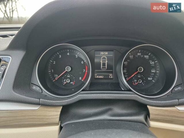 Белый Фольксваген Пассат, объемом двигателя 1.8 л и пробегом 146 тыс. км за 11300 $, фото 17 на Automoto.ua