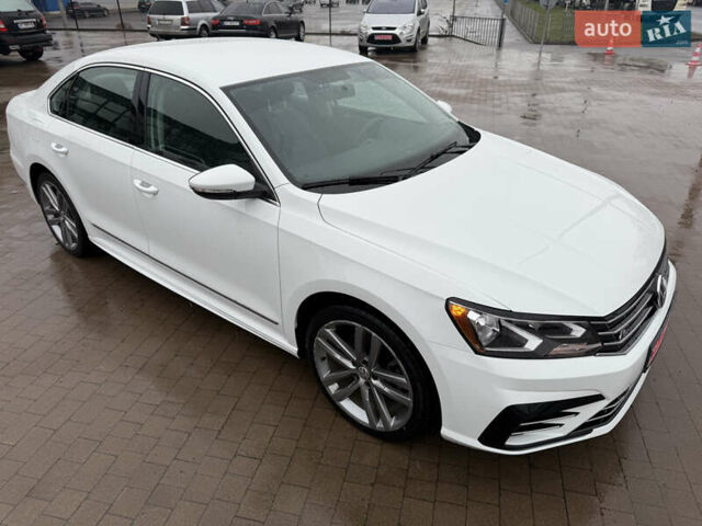 Белый Фольксваген Пассат, объемом двигателя 1.8 л и пробегом 147 тыс. км за 12399 $, фото 10 на Automoto.ua