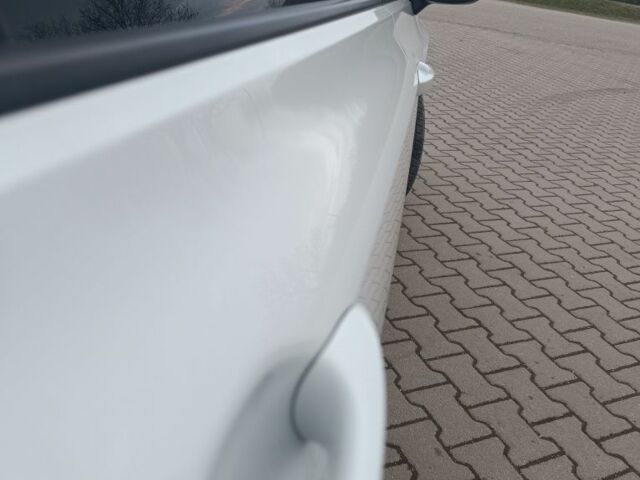 Білий Фольксваген Пассат, об'ємом двигуна 2 л та пробігом 223 тис. км за 16990 $, фото 12 на Automoto.ua