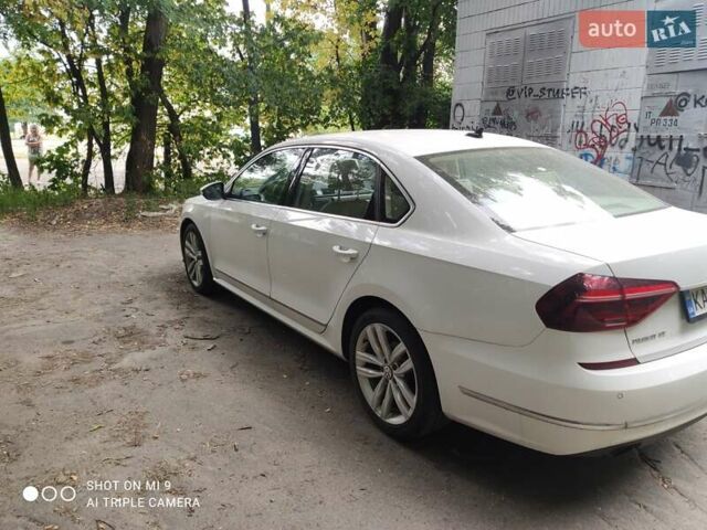 Белый Фольксваген Пассат, объемом двигателя 1.8 л и пробегом 340 тыс. км за 12700 $, фото 5 на Automoto.ua