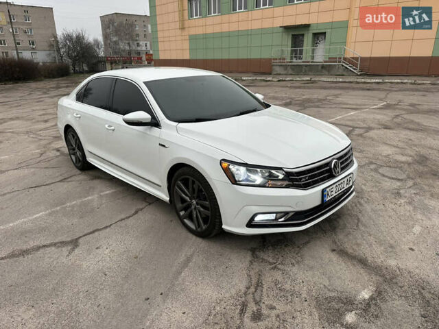 Белый Фольксваген Пассат, объемом двигателя 1.8 л и пробегом 193 тыс. км за 11500 $, фото 10 на Automoto.ua