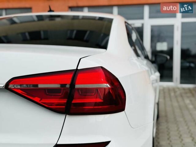 Белый Фольксваген Пассат, объемом двигателя 1.8 л и пробегом 205 тыс. км за 9100 $, фото 12 на Automoto.ua